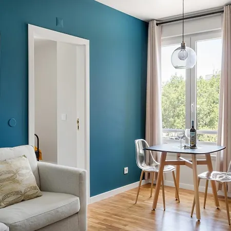 Executive Riverside Apartman